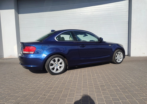 BMW Seria 1 cena 34800 przebieg: 173000, rok produkcji 2010 z Gniezno małe 529